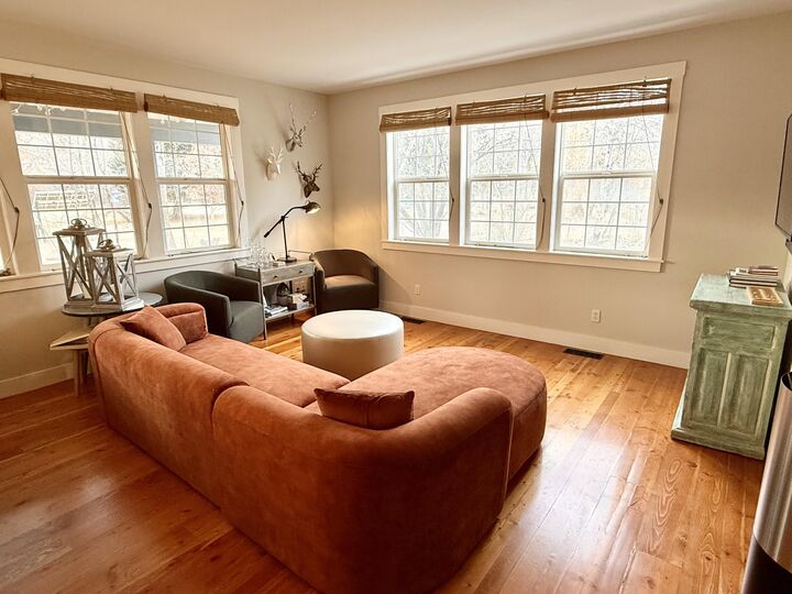 Property Photo: 215 W Bullion St ID 83333