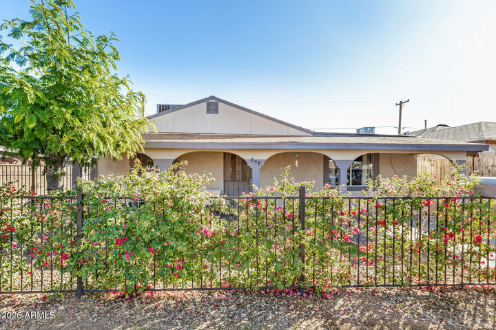 Property Photo:  849 S Coleman --  AZ 85210 
