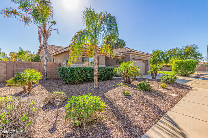 Property Photo:  1253 E Jade Drive  AZ 85286 