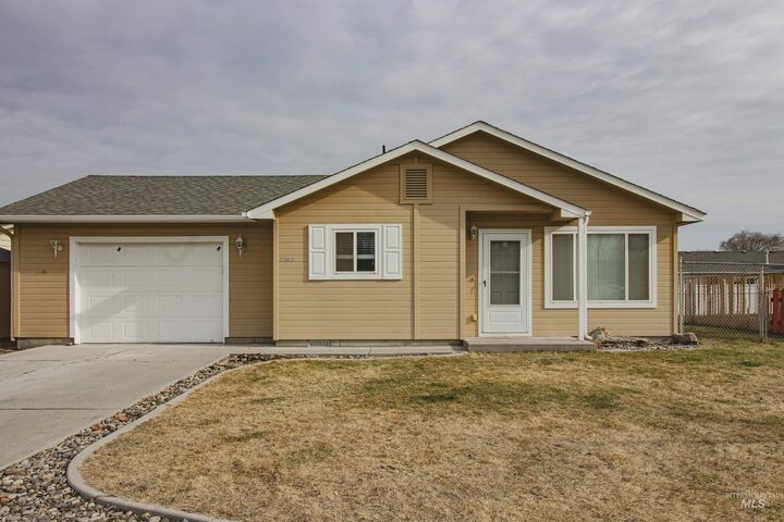 Property Photo:  1346 N 1st Street  ID 83661 