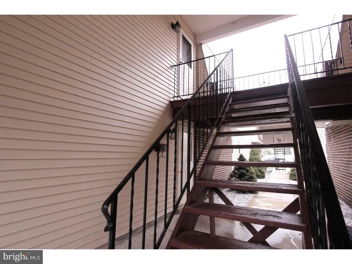 Property Photo:  11-6 Florence Tollgate Place  NJ 08518 