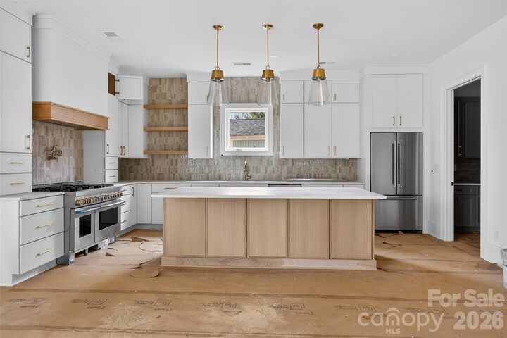 Property Photo: 1420 E 35th Street NC 28205