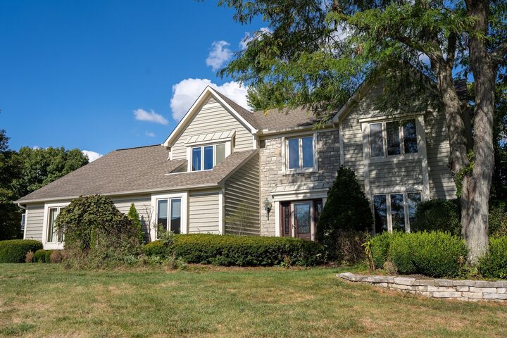 Property Photo: 9010 Barassie Place OH 43017