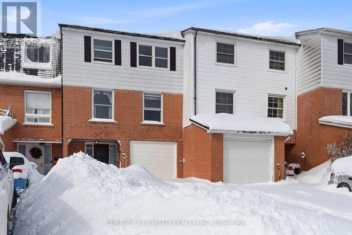 Property Photo:  20 Kelly Crescent  ON L1A 3Z5 