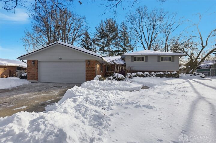 Property Photo: 7980 Brainard Woods Drive OH 45458