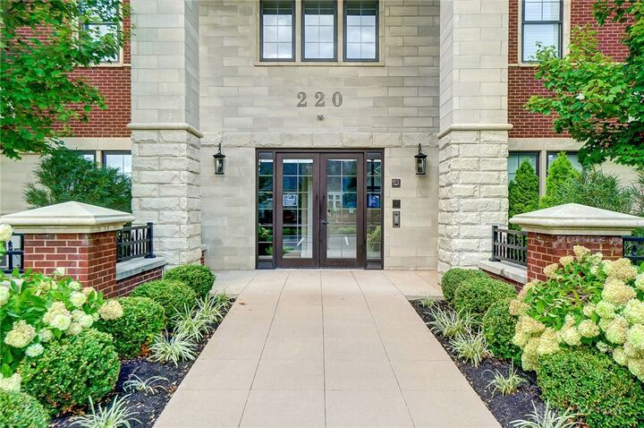 Property Photo:  220 Vintage Club Drive 104  OH 45249 