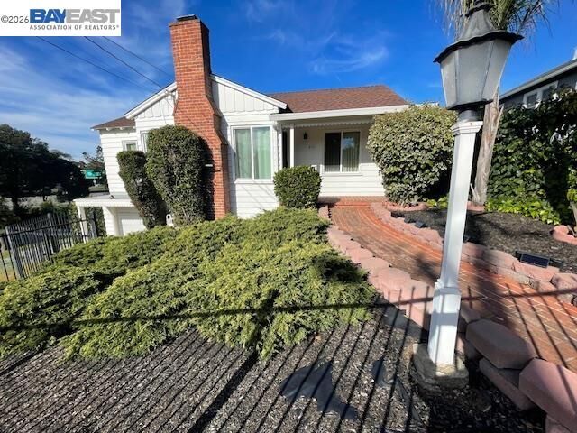 Property Photo:  4101 Mountain View Ave  CA 94605 