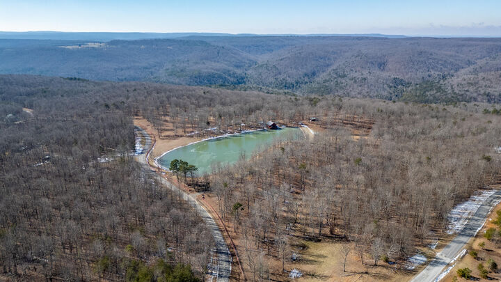 Property Photo: 1844 Hobbstown Road TN 37327