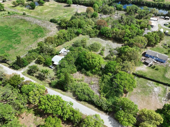 Property Photo:  1518 27th Street SE  FL 33570 