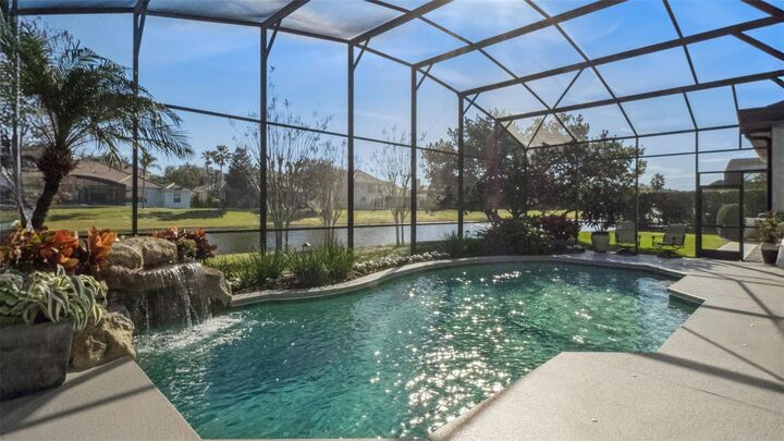 Property Photo:  10844 Emerald Chase Drive  FL 32836 