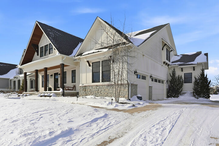 Property Photo:  720 Chatham Hills Boulevard  IN 46074 