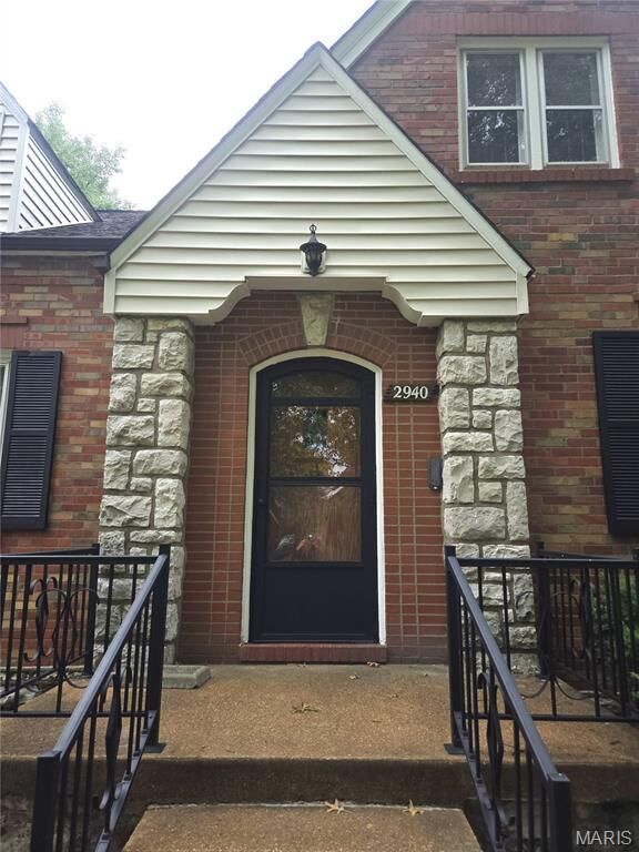 Property Photo:  2940 Moniteau Drive  MO 63121 