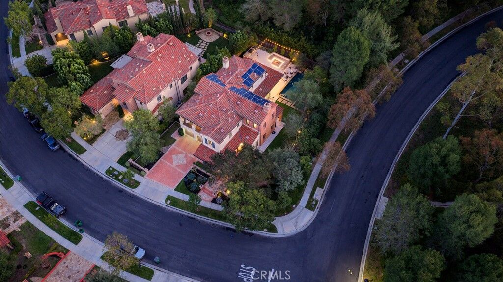 Property Photo: 46 Woods Trail CA 92603