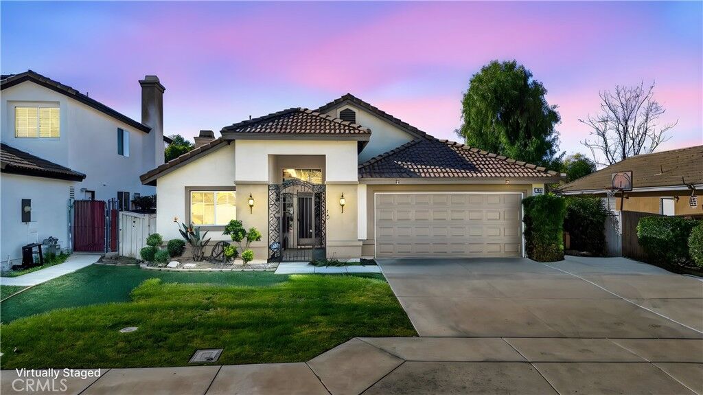 Property Photo:  1066 Mill Iron Way  CA 92583 