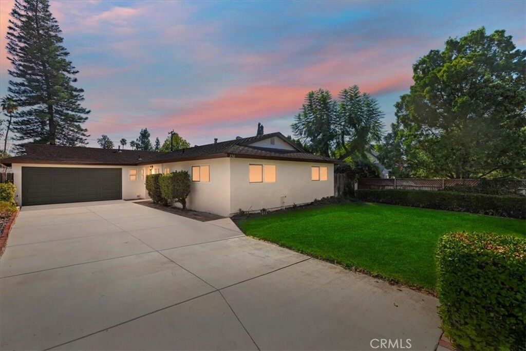 Property Photo:  230 E Blaine  CA 92507 