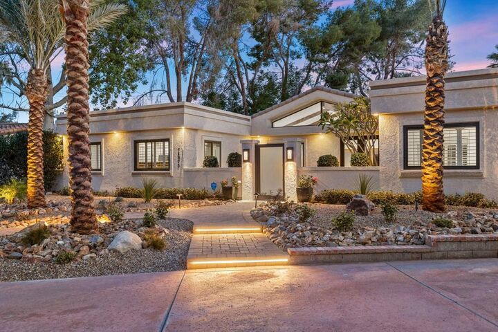 Property Photo:  74075 Covered Wagon Trail  CA 92260 