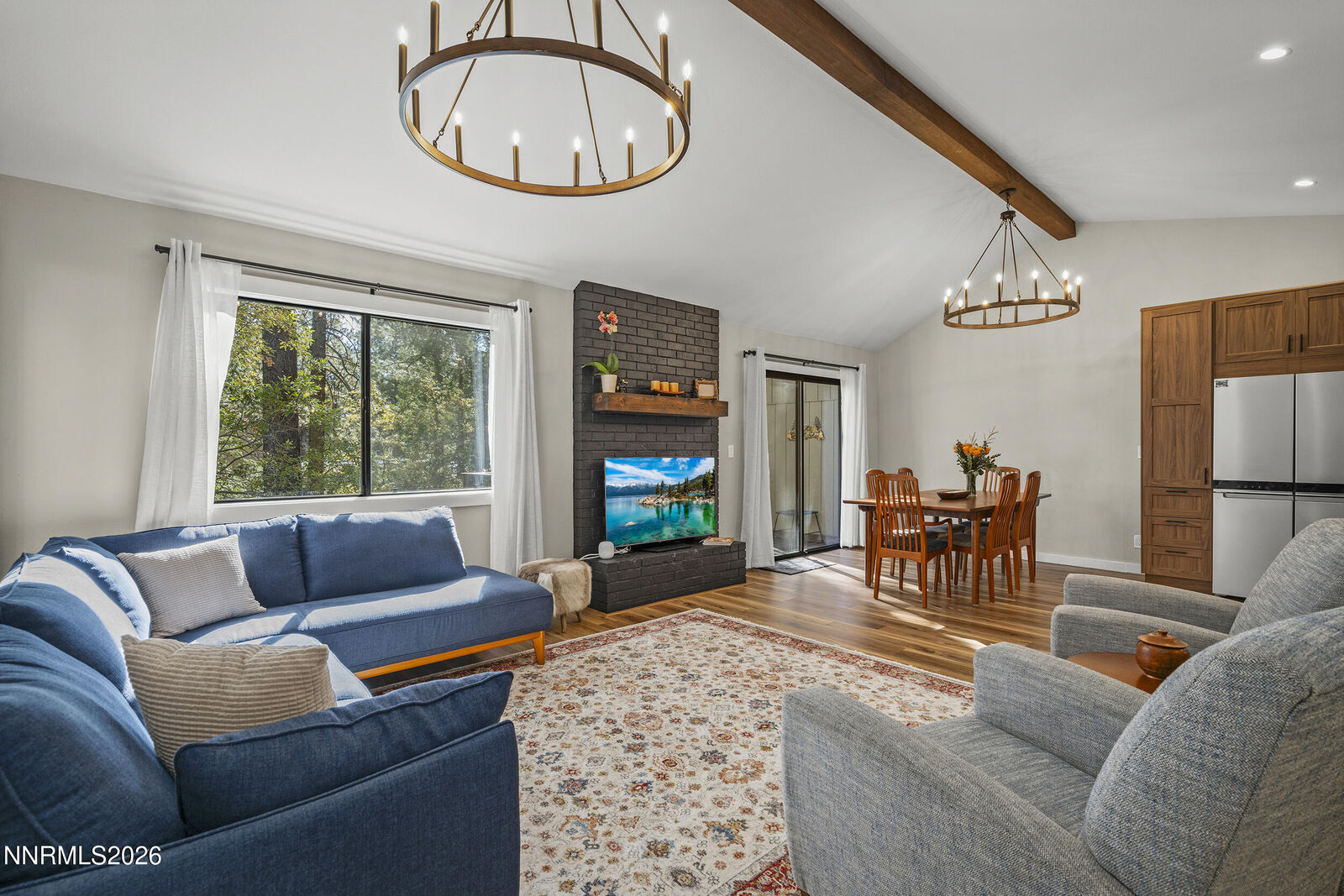 Property Photo: 811 Southwood Boulevard NV 89451