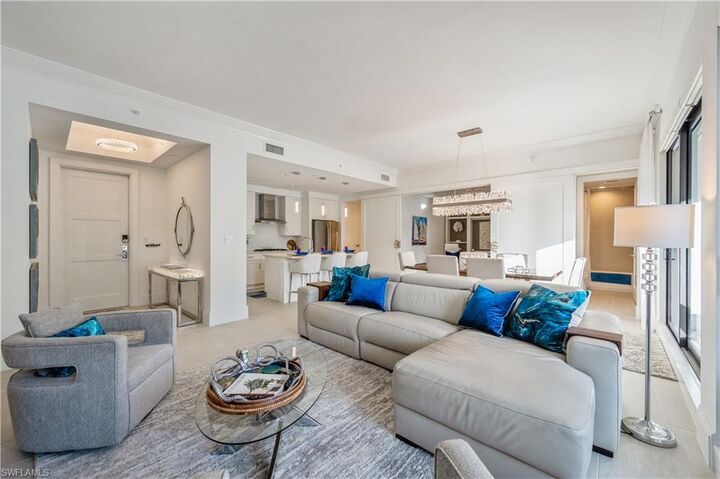 Property Photo: 1135 3rd Ave S 304 FL 34102