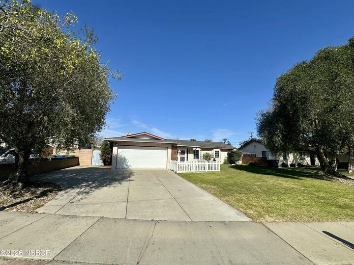 Property Photo: 265 Shirley Lane CA 93455