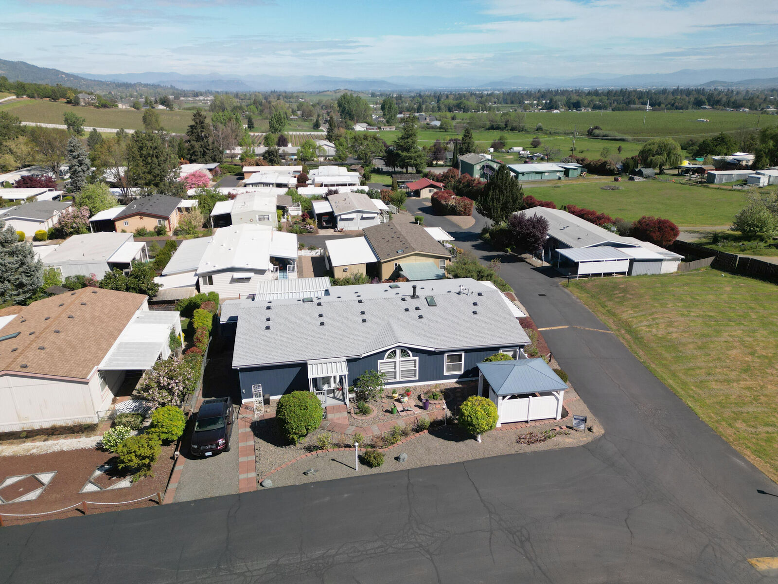 Property Photo:  3955 S Stage Road 93  OR 97501 