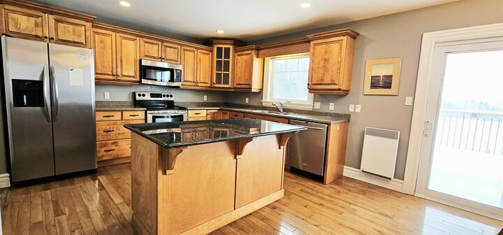 Property Photo: 53 Bonavista Avenue PE C1B 0E5