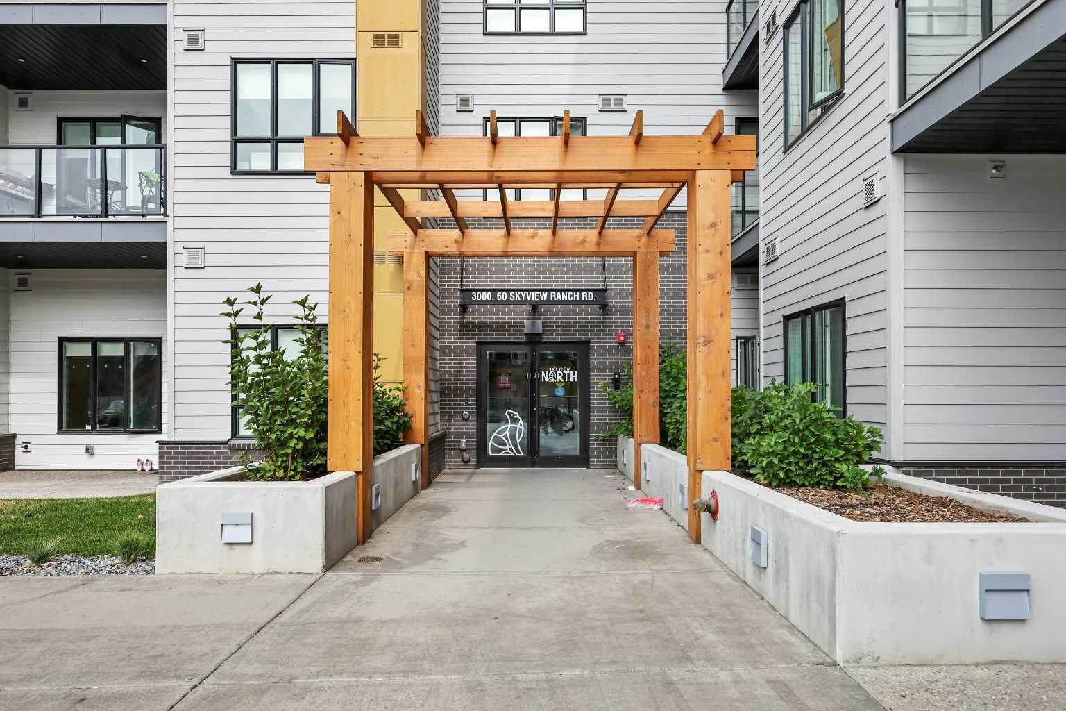 Property Photo:  60 Skyview Ranch Road NE 3121  AB T3N 2J8 