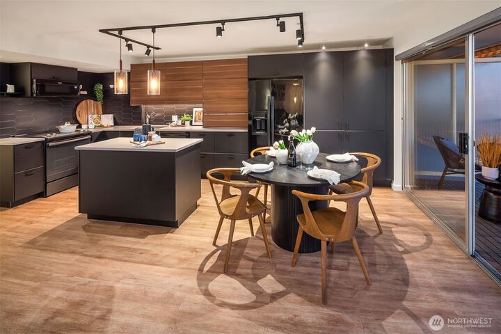 Property Photo:  505  Belmont Avenue E 801  WA 98102 