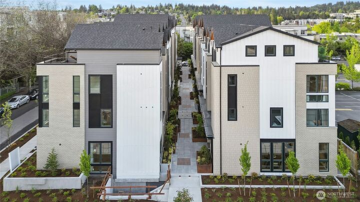 Property Photo:  116 F  2nd Street S  WA 98033 