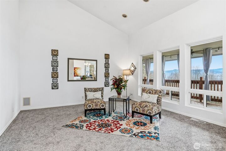 Property Photo:  211  Basswood Drive  WA 98645 