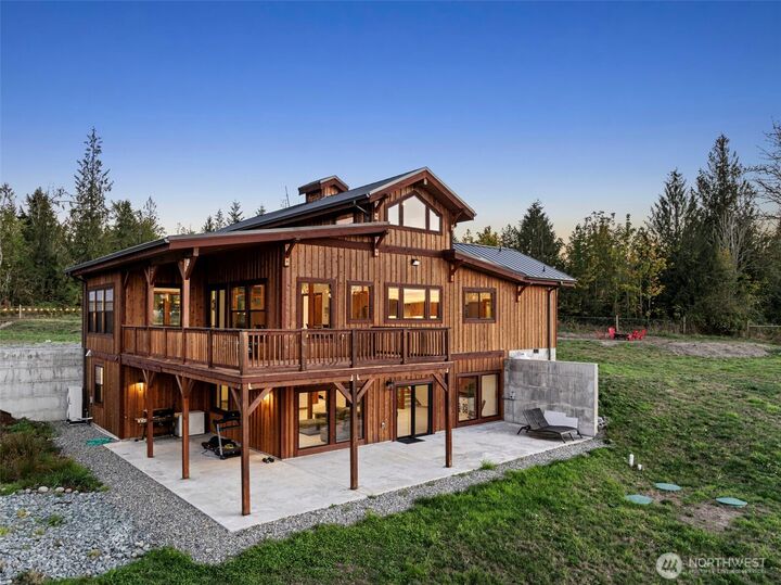 Property Photo: 42524 Dean Kreger Rd E WA 98328