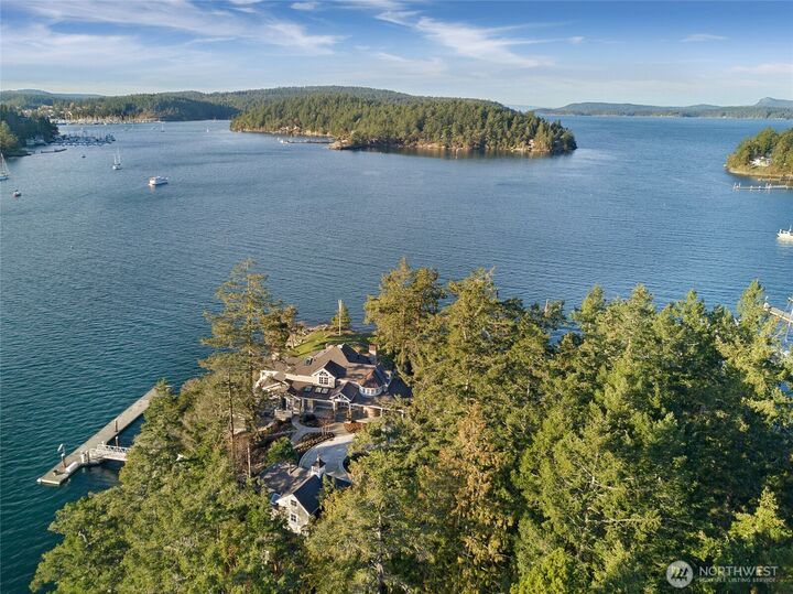 Property Photo:  95  Laurel Point Lane  WA 98250 