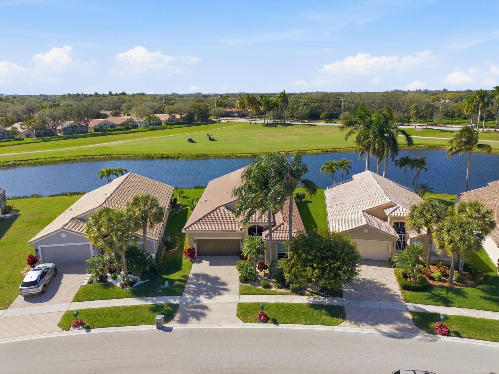 Property Photo:  7281 Haviland Circle  FL 33437 