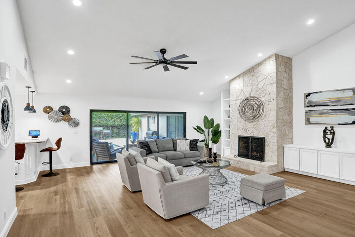 Property Photo:  2413 NW 40th Circle  FL 33431 