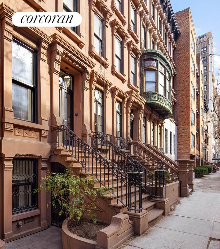 Property Photo:  53 W 71st Street  NY 10023 