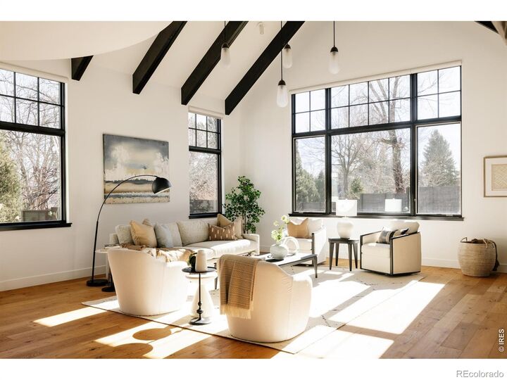 Property Photo: 1695 Orchard Avenue CO 80304