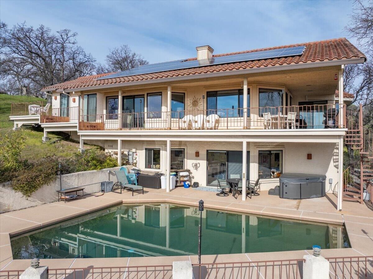 Property Photo: 22560 Adobe Road CA 96080