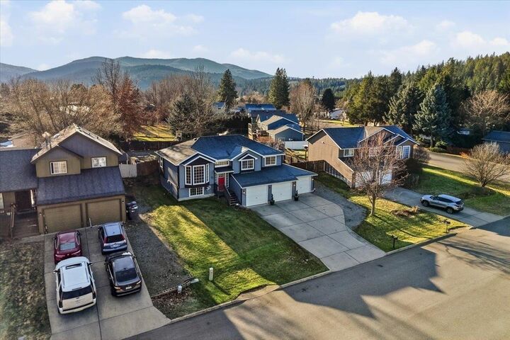 Property Photo:  23014 E Valleyway Ave  WA 99019 