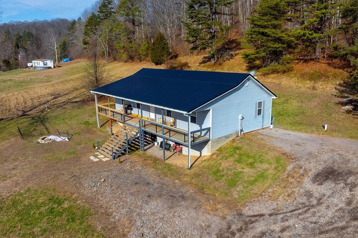 Property Photo:  20980 Big Pine Road  OH 43135 