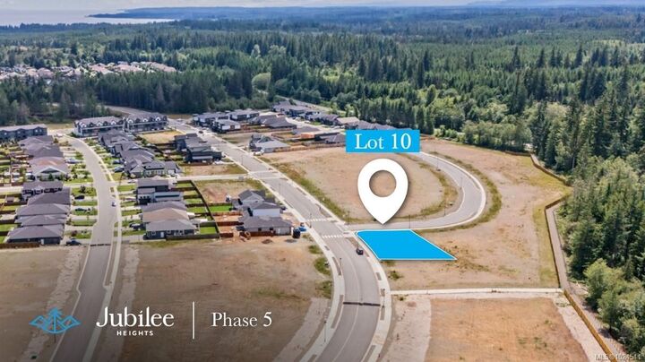 Property Photo: 759 Salmonberry St BC V9H 0G1