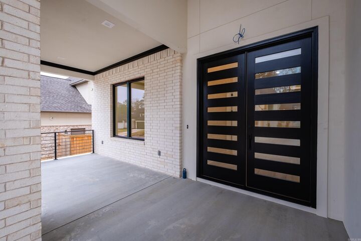 Property Photo:  32 Mereville Place  AR 72223 