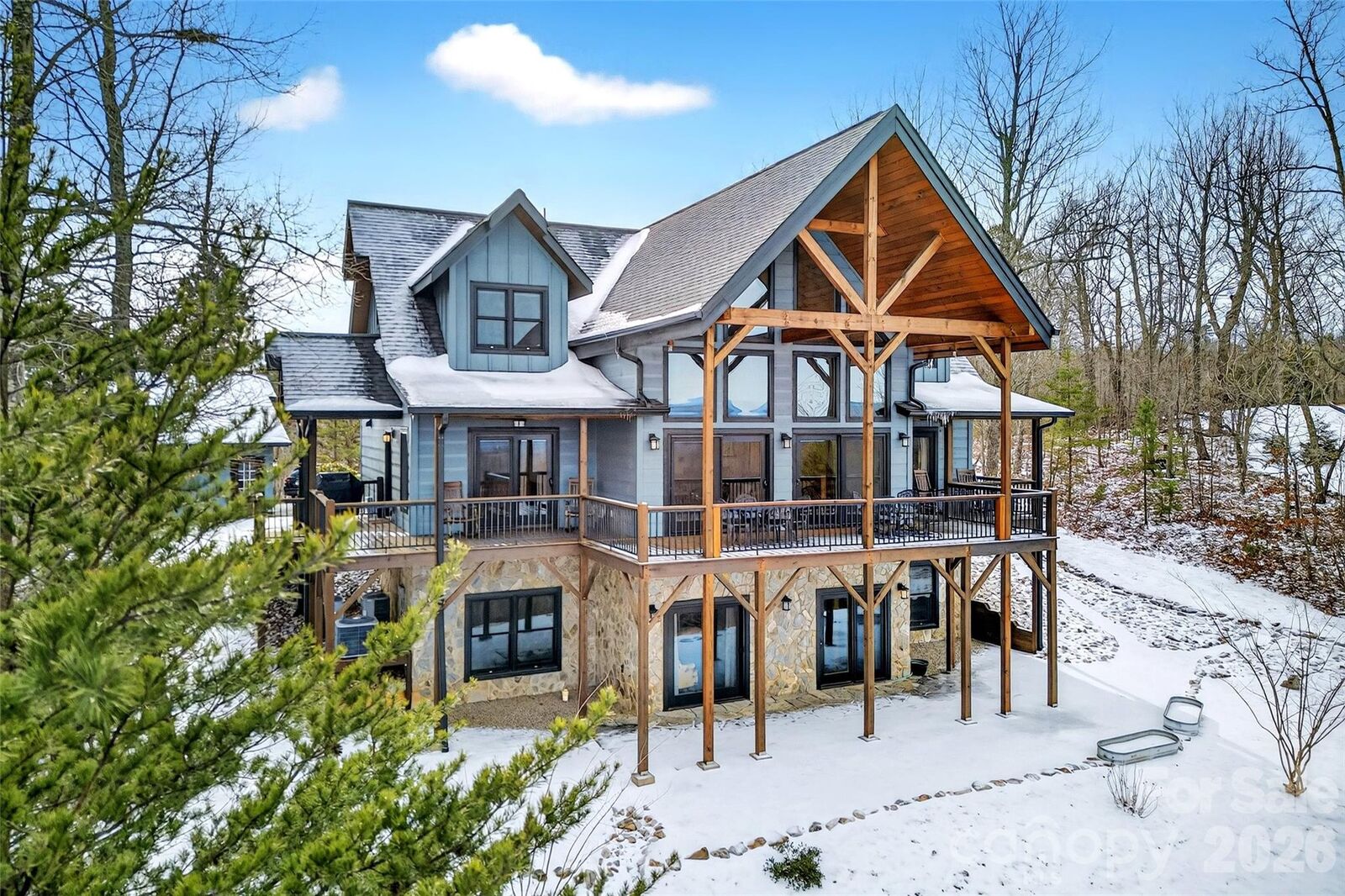 Property Photo: 623 Mountain Vista Drive NC 28761