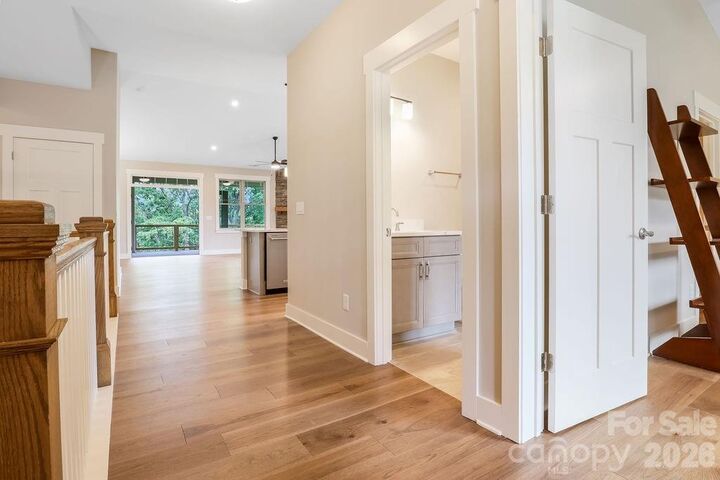 Property Photo:  19 Craftsman Overlook Ridge  NC 28704 