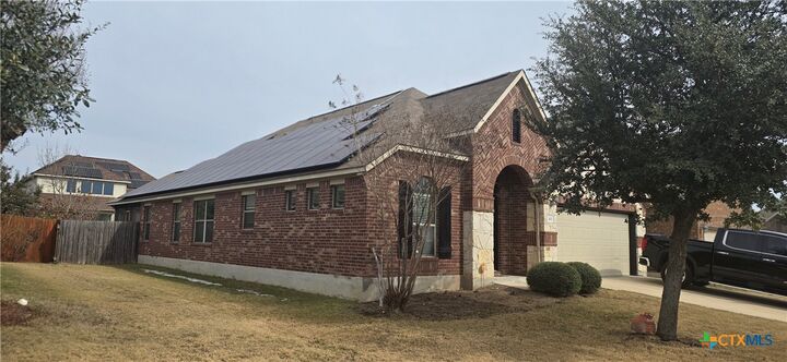 Property Photo:  102 N Pasture Cove  TX 78634 