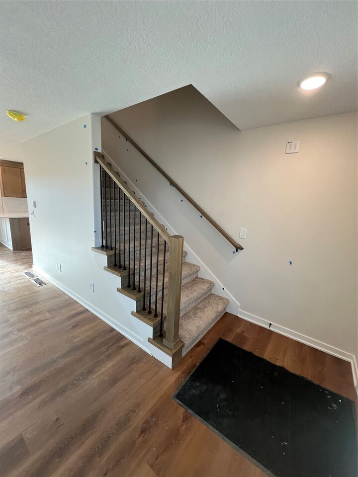 Property Photo:  414 NE Madison Avenue  IA 50073 