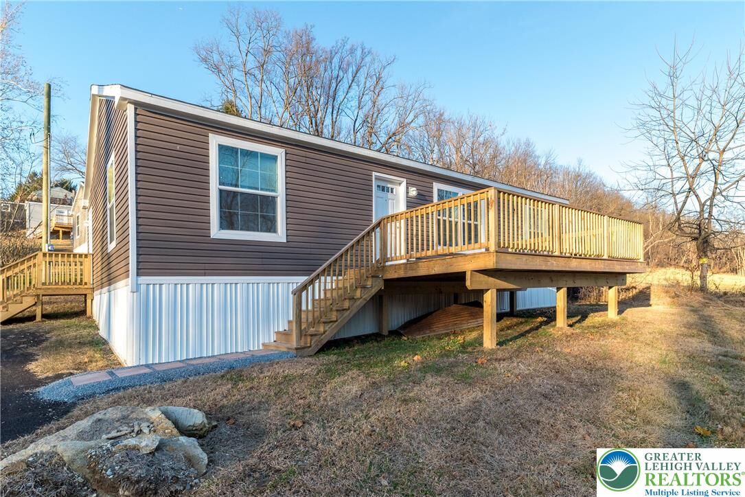 Property Photo:  465 Royal Manor Road Lot 7  PA 18042 