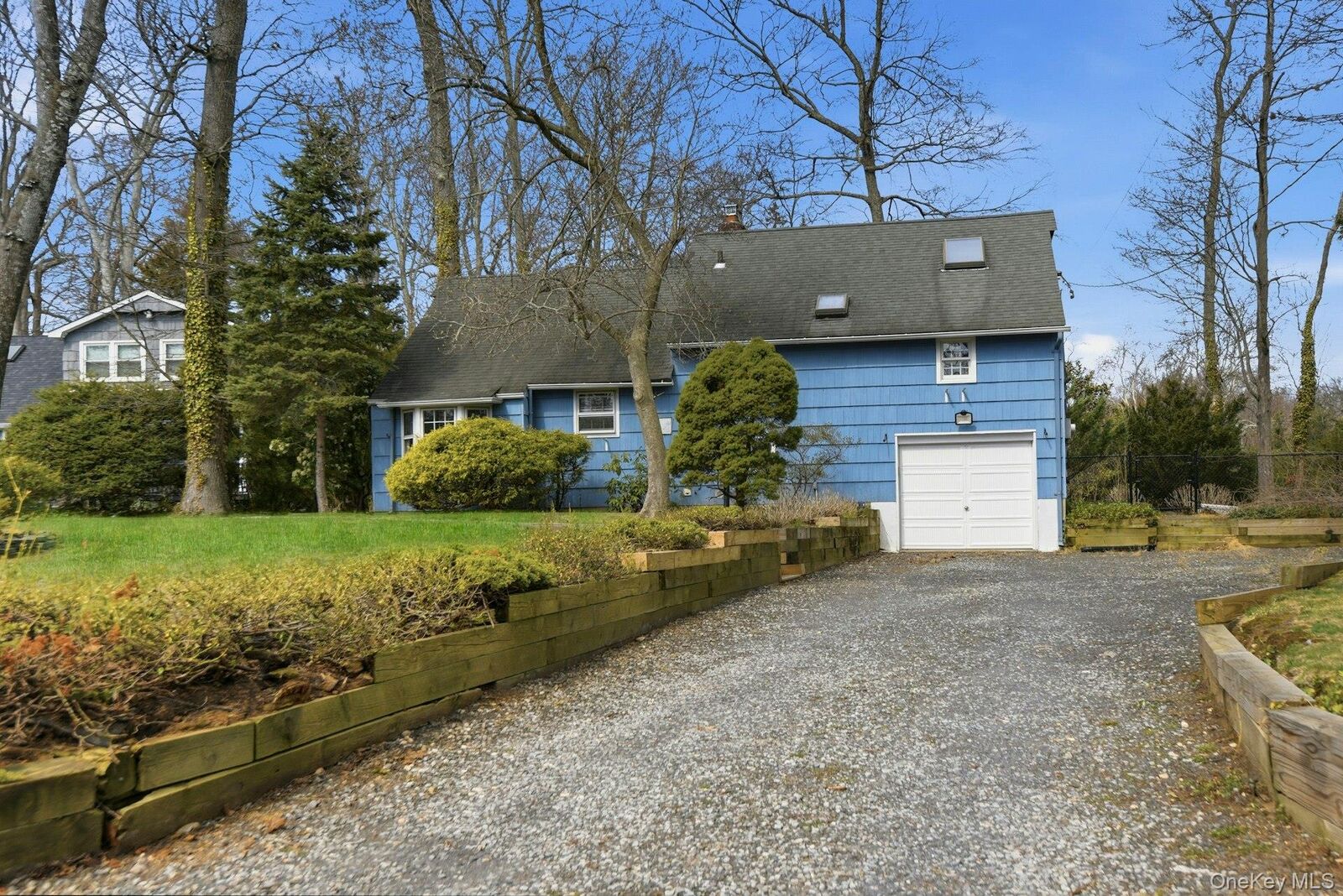 Property Photo:  3 Tappen Drive  NY 11747 