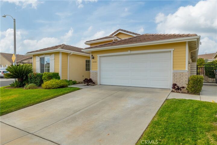 Property Photo:  39559 Stags Leap Drive  CA 92563 