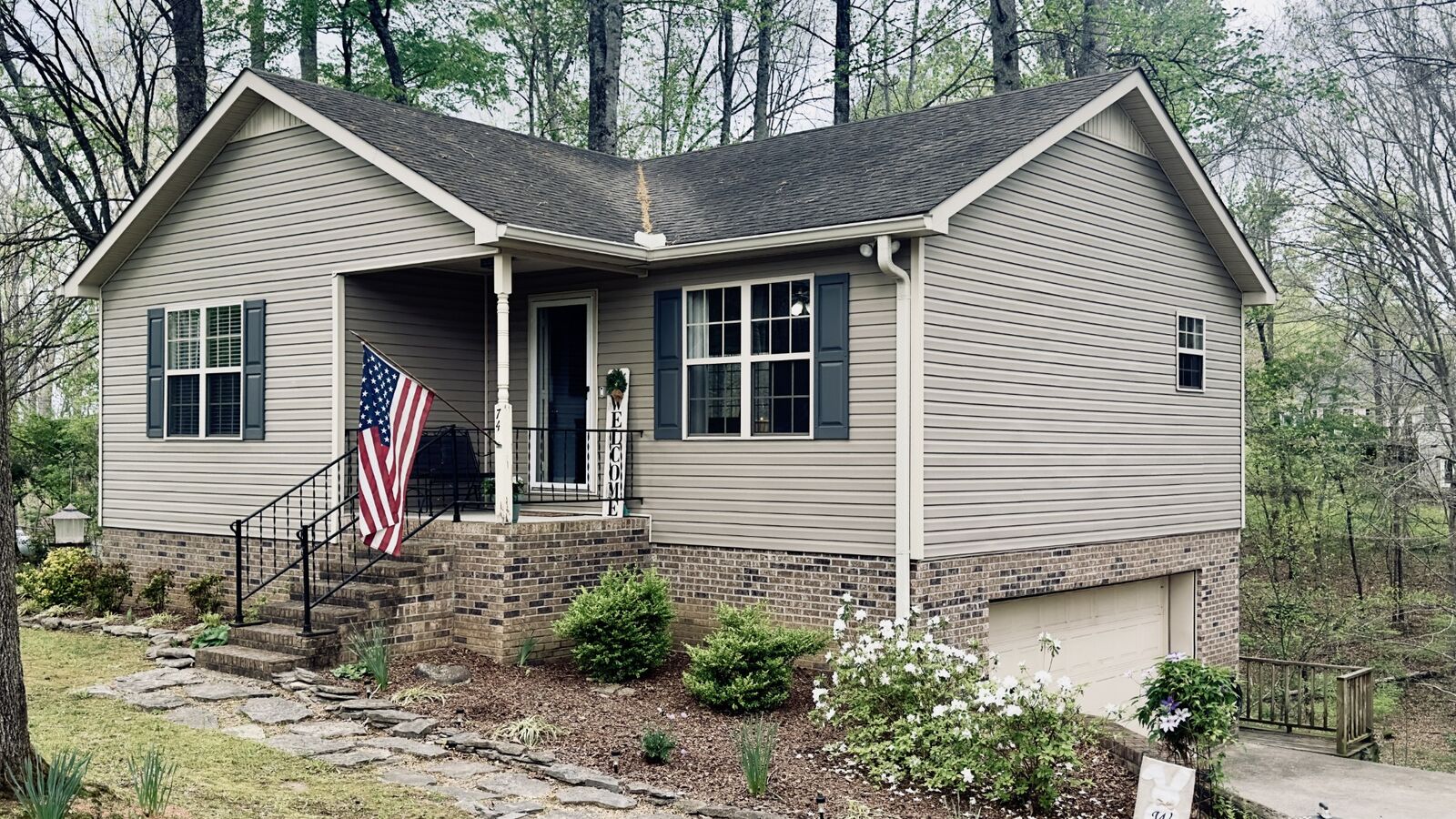 Property Photo:  74 Snow Tree Bnd  TN 37355 