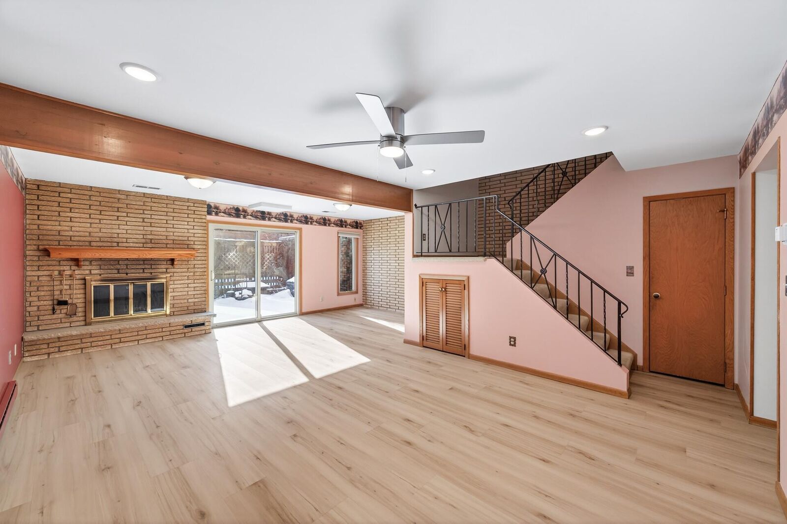 Property Photo:  3513 37th Avenue NE  MN 55421 