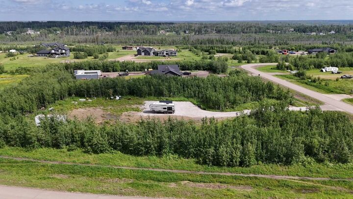 Property Photo:  104 Janke Lane  AB T9H 5B4 